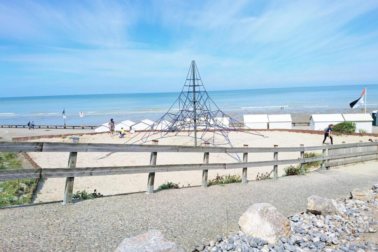 Ac34 - La Plage A Pied Woignarue Kültér fotó