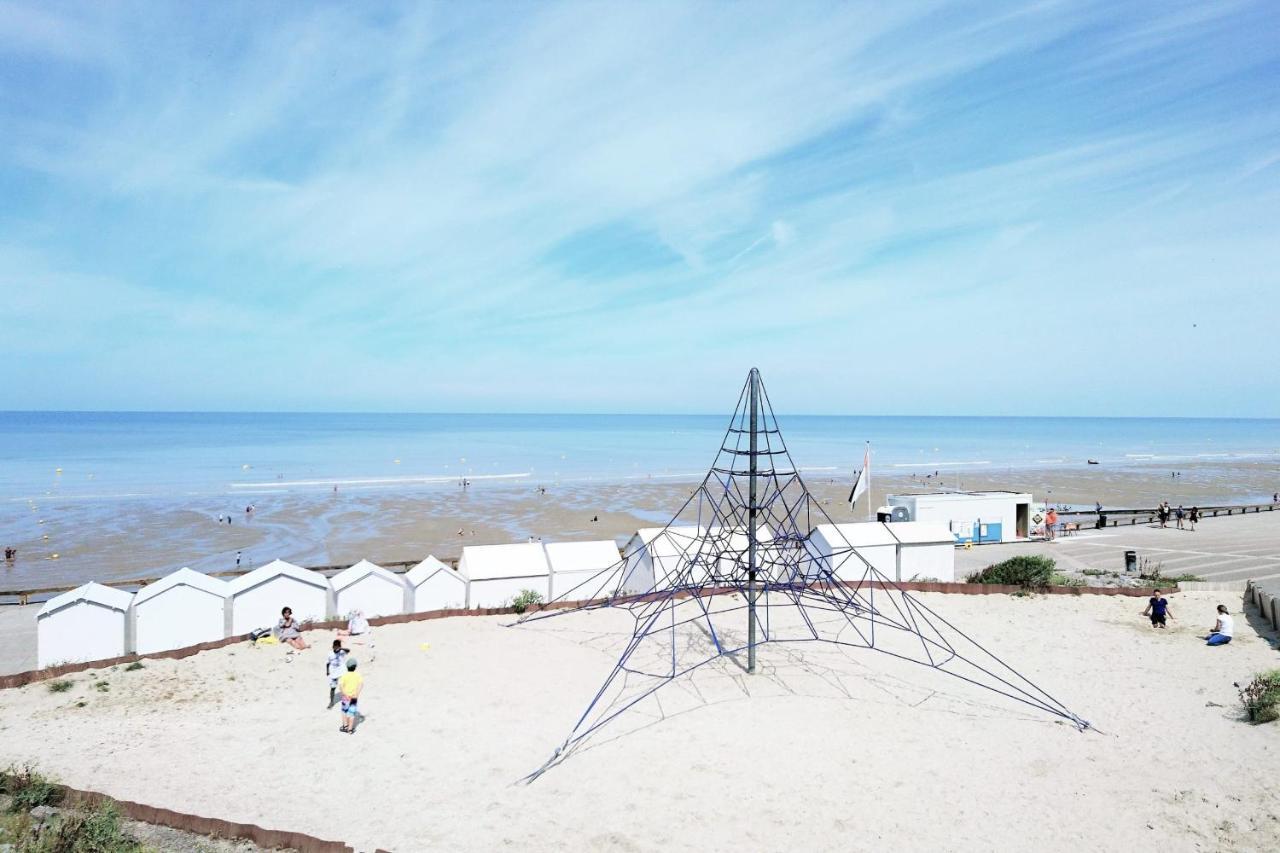 Ac34 - La Plage A Pied Woignarue Kültér fotó